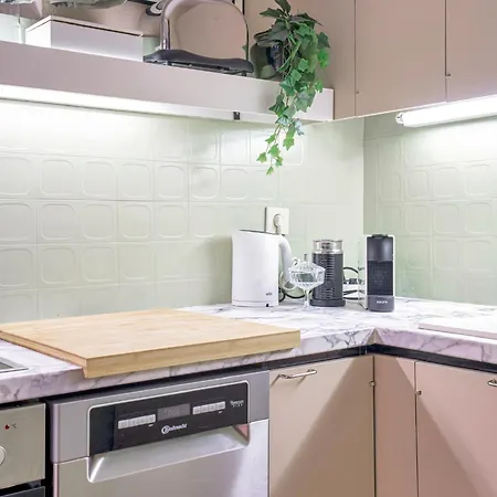 Gemuetliche Mit Terrasse Und Seeblick Фельден-ам-Вёртер-Зе