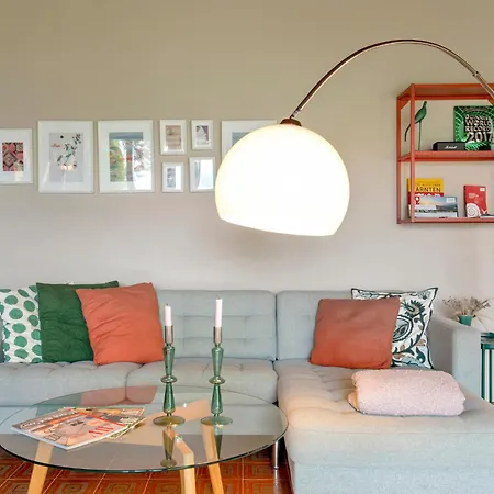 Gemuetliche Mit Terrasse Und Seeblick Фельден-ам-Вёртер-Зе