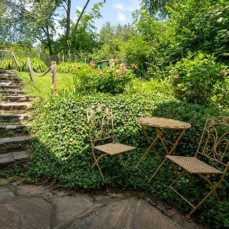 Gemuetliche Mit Terrasse Und Seeblick Apartamento