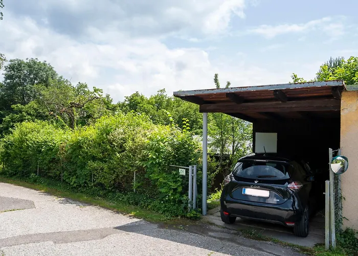 Gemuetliche Mit Terrasse Und Seeblick * Velden am Wörthersee