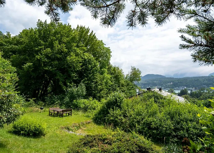 Gemuetliche Mit Terrasse Und Seeblick Lejlighed *