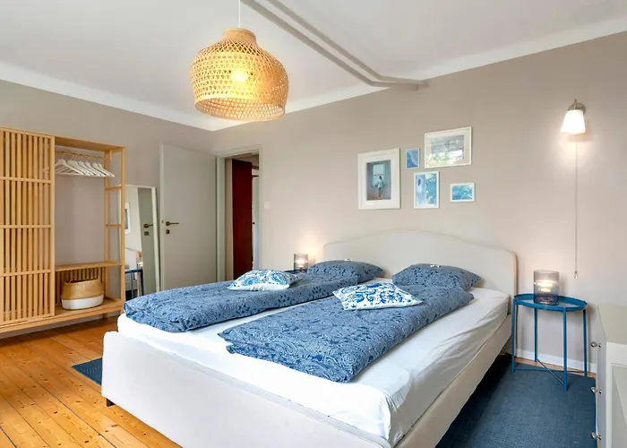 Gemuetliche Mit Terrasse Und Seeblick *