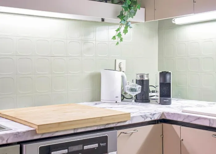 Gemuetliche Mit Terrasse Und Seeblick Velden am Wörthersee