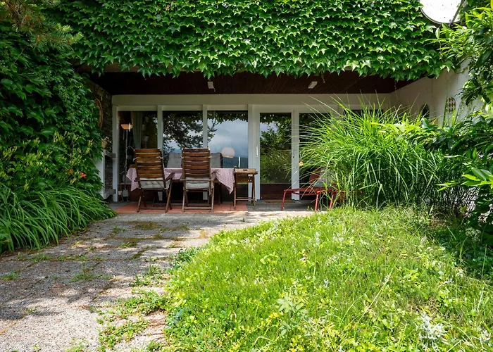 Gemuetliche Mit Terrasse Und Seeblick * Velden am Wörthersee