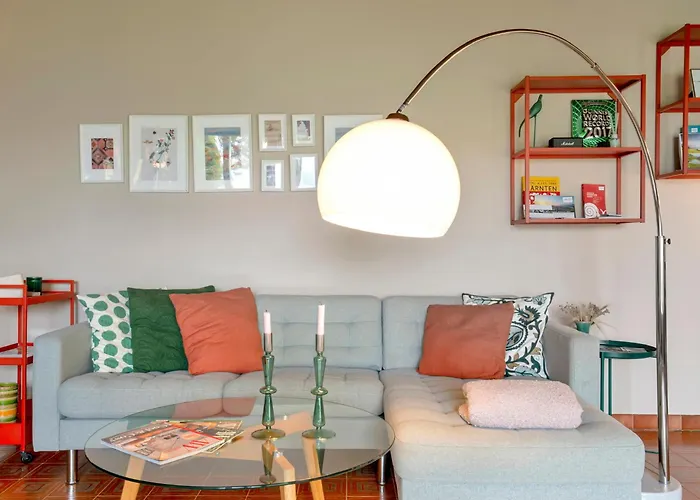 Gemuetliche Mit Terrasse Und Seeblick Velden am Wörthersee