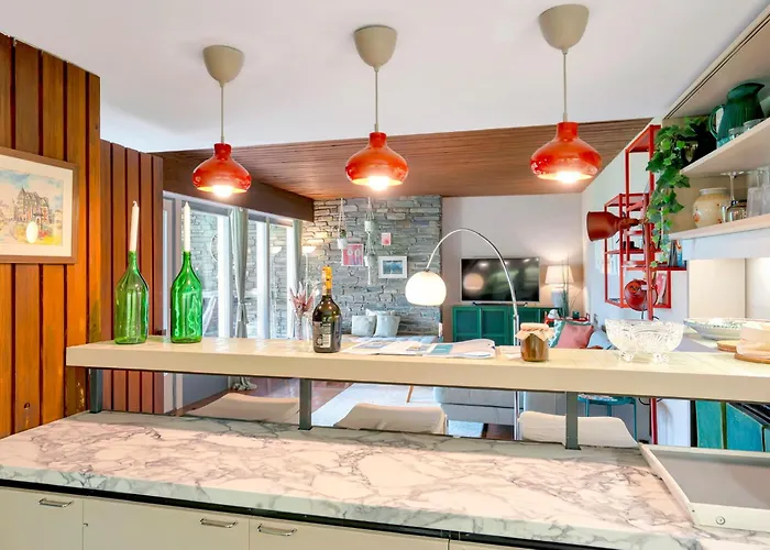 Gemuetliche Mit Terrasse Und Seeblick * Velden am Wörthersee