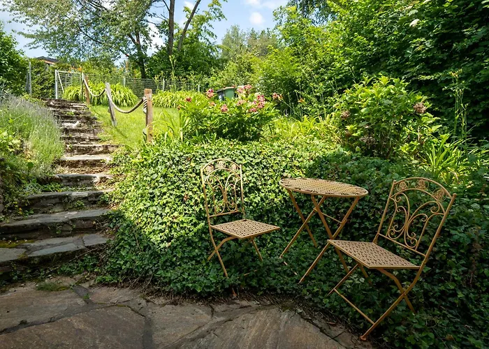 Gemuetliche Mit Terrasse Und Seeblick Apartament