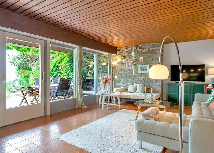 Gemuetliche Mit Terrasse Und Seeblick Lejlighed Velden am Wörthersee