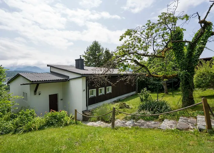 Gemuetliche Mit Terrasse Und Seeblick *